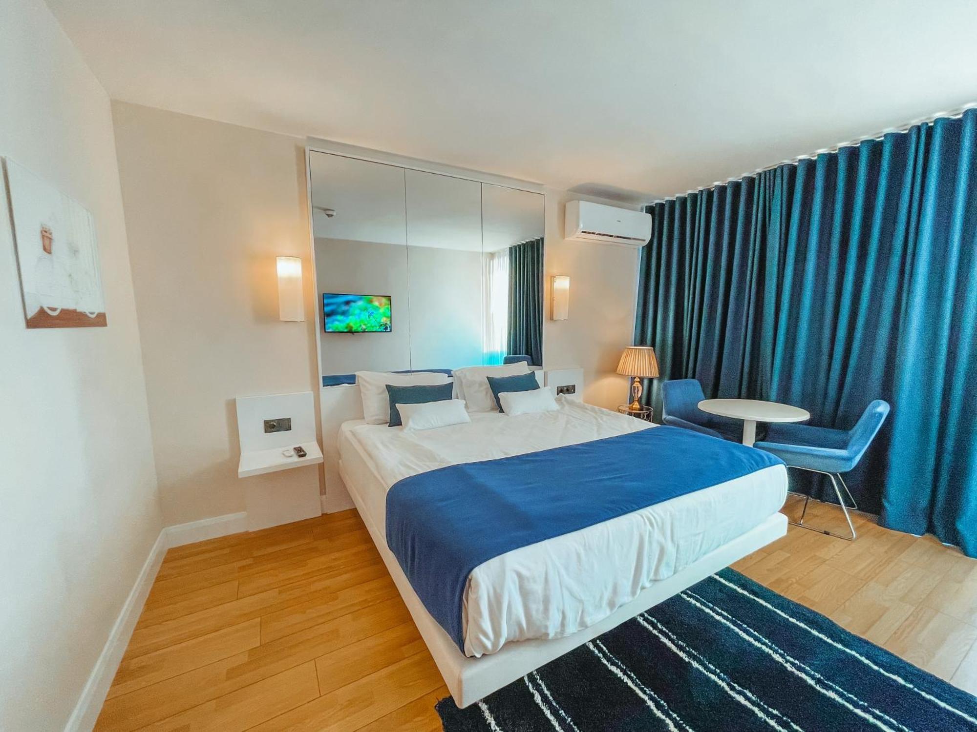 Seaside Vip Hotel Batumi Exterior foto